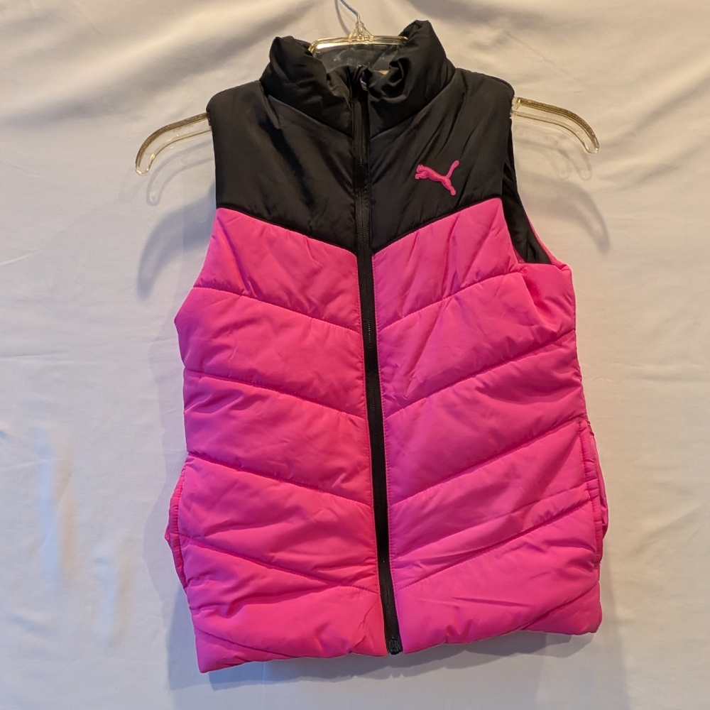 Puma Youth Vest in Pink and Black T2 353